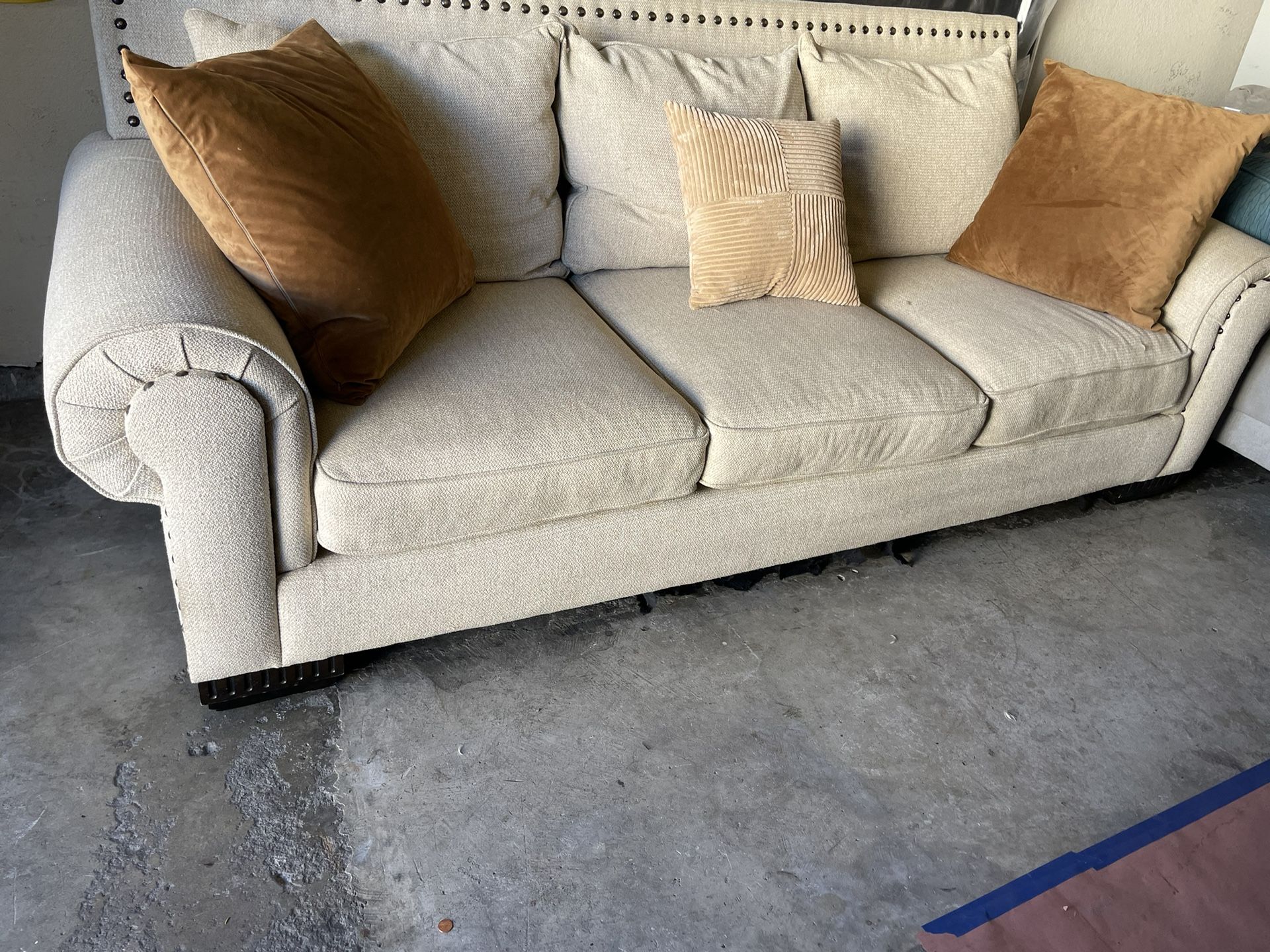 BEAUTIFUL SET OF COUCHES AND THE OTTOMAN INCLUDING THE CUSHIONS