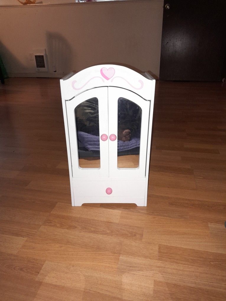 Lil Doll Armoire