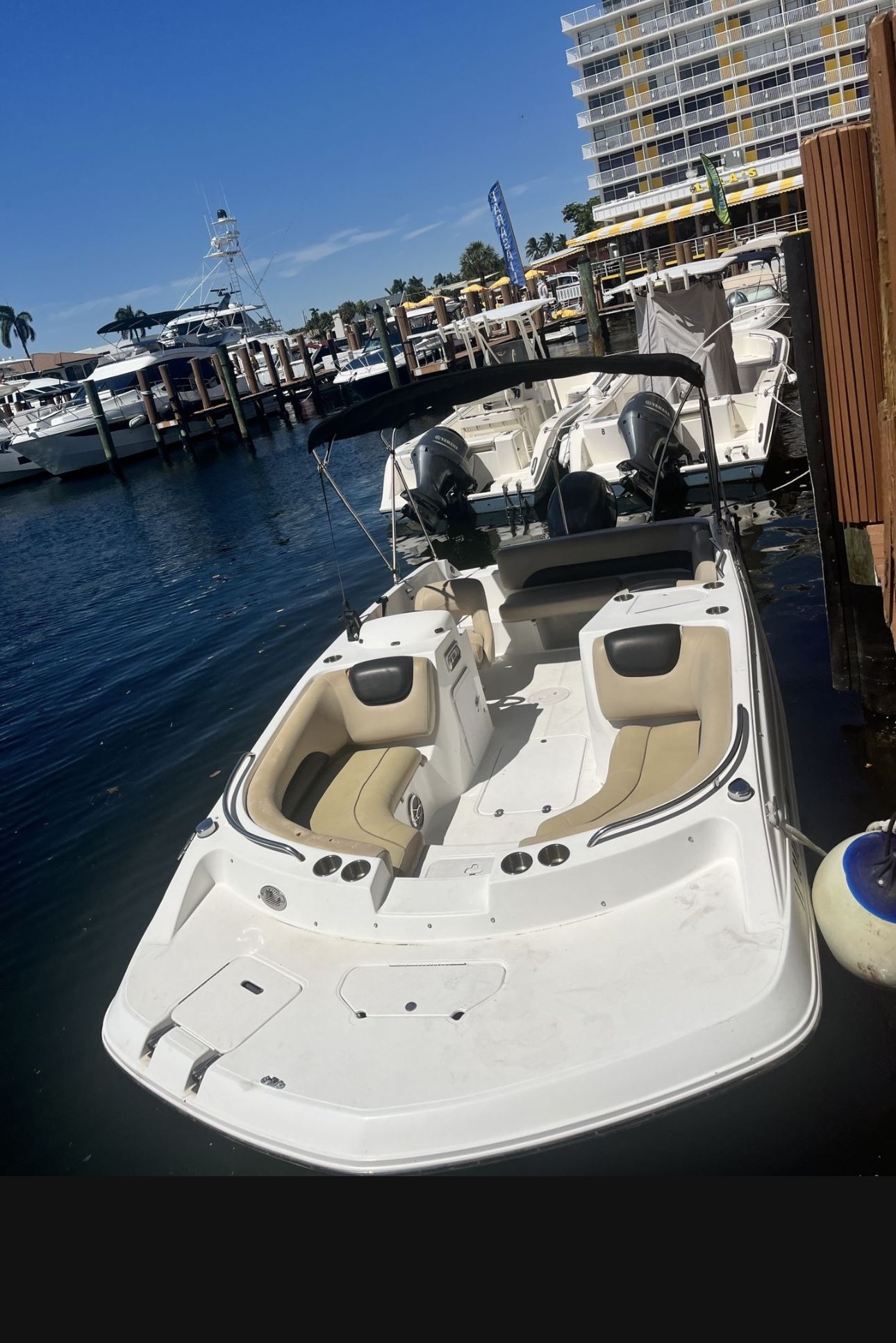 Hurricane Deck Boat 20 Foot