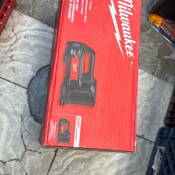 Milwaukee M18 Transfer Pump 