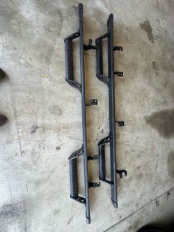 4th gen Tacoma side steps