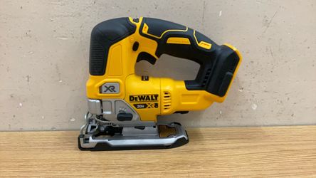 DEWALT DCS334 CORDLESS VAR. SPEED JIG SAW.
