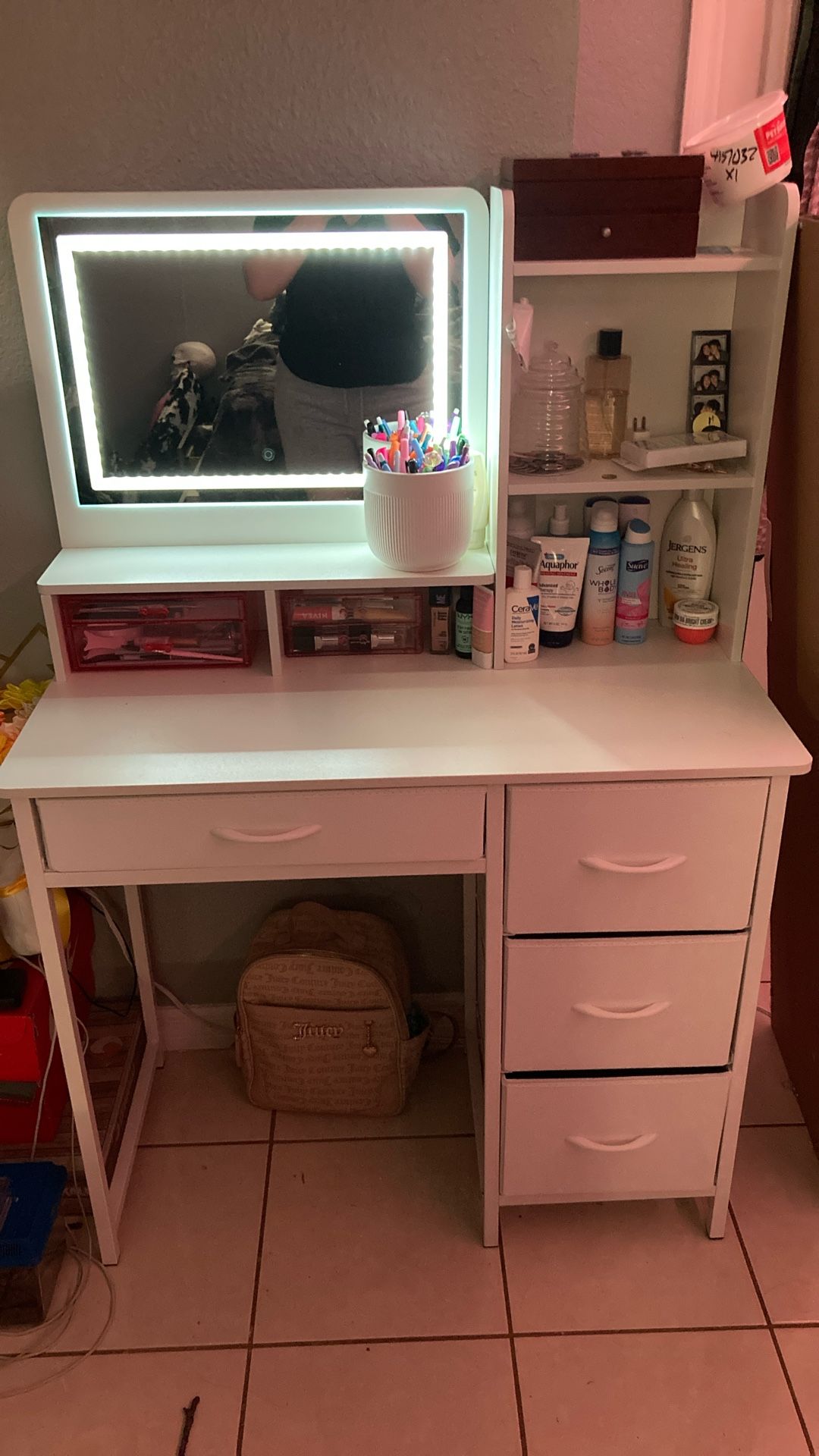 Makeup Vanity