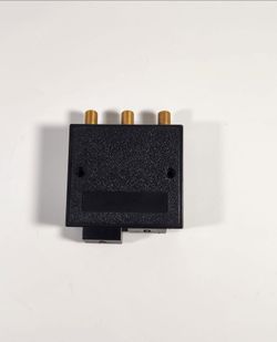 Radio Shack A & B Push Button RF Switch TV Antenna Cable Selector 2 Inputs