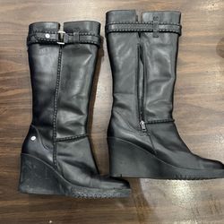 UGG black Leather 7.5