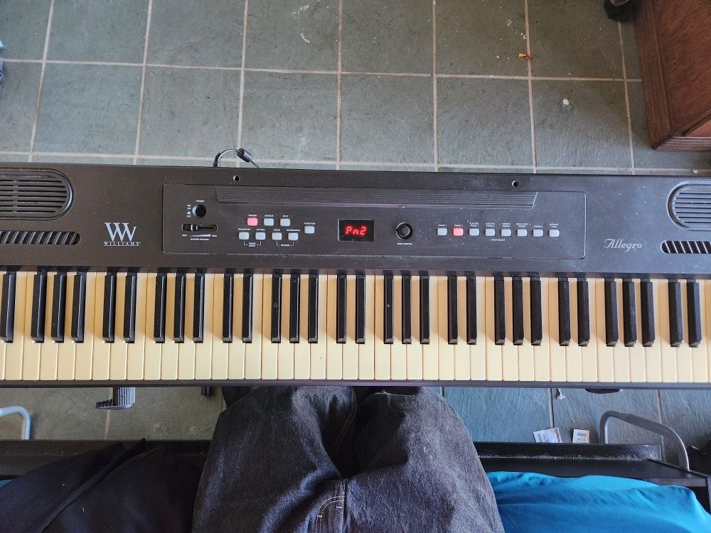 Williams Electric Keyboard