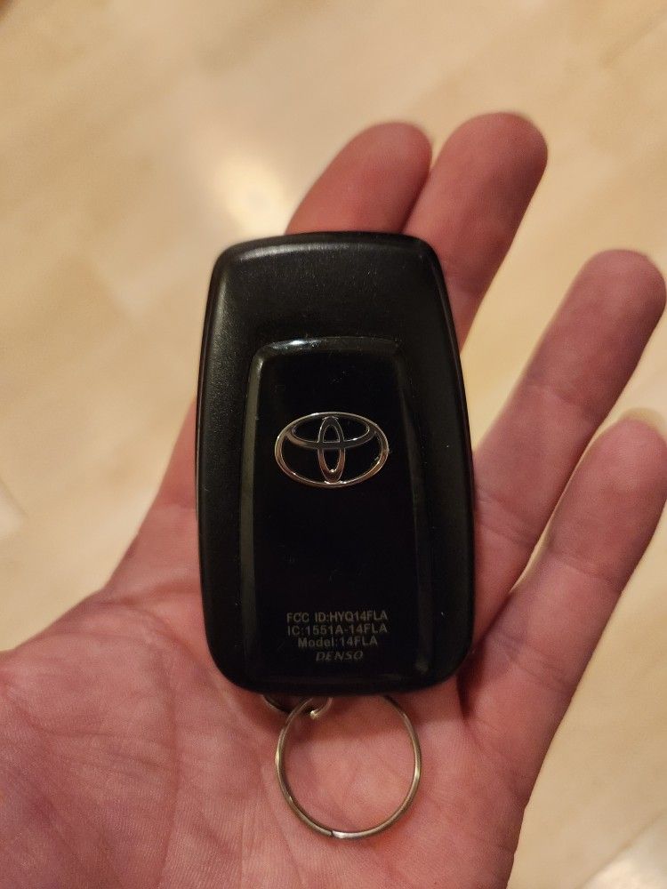 Toyota 4Runner Replacement Key Fob