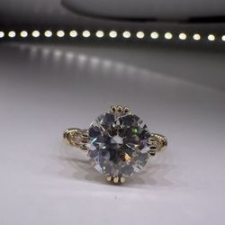 3.5 carat round moissanite diamond engagement ring vintage style