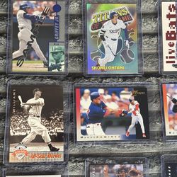 18 baseball cards brand new excellent condition