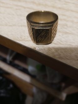 GOLD PLATED RING AND BRACELET. SELLING FOR BEST OFFER.