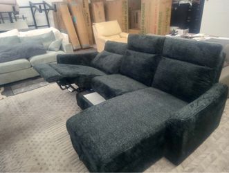 New Comfy Power Recliner Sectional Couch with Storage! Free Delivery 🚚!