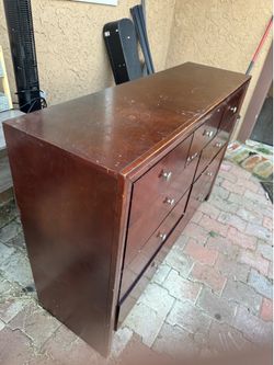 Wood dresser