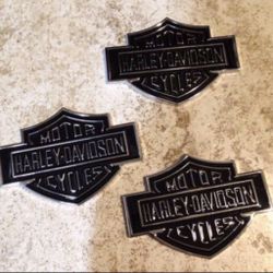Three Harley Davidson Bar And Shield Motorcycle Emblem Metal Decal Willie G Black & Chrome