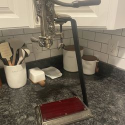 Bar Top Wine Bottle Opener