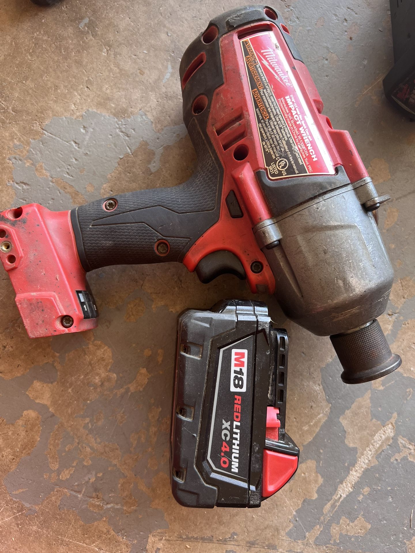 Milwaukee 2865 Impact Wrench w/battery