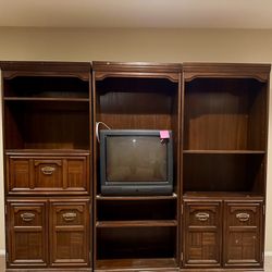 TV/ Entertainment Center- Bookshelf