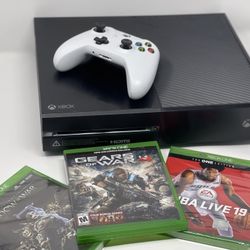 Microsoft Xbox One Three Games One Controller
