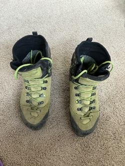 Salewa Men’s Size 6 Mountaineering boots