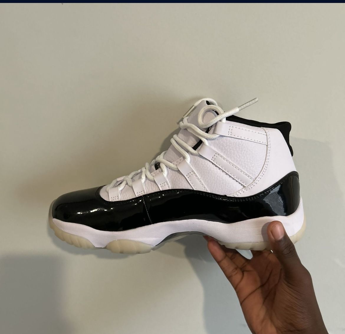 JORDAN 11 “GRATITUDE”