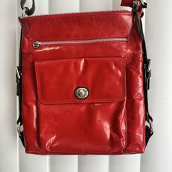 Nino Bossi Small/Medium Red Front Pocket Crossbody Purse