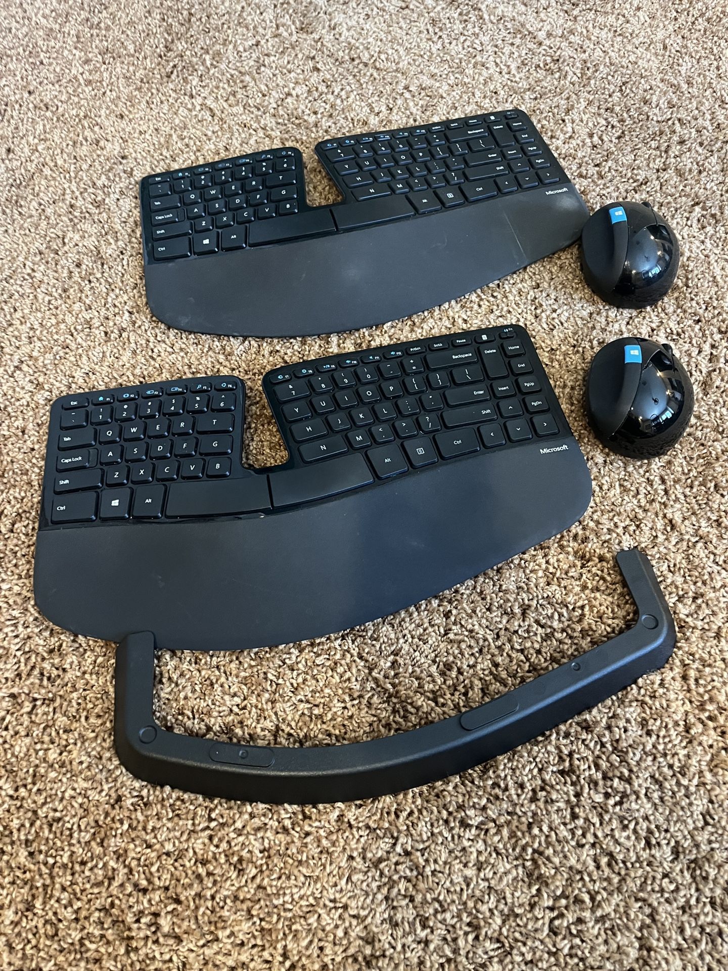 Microsoft Ergonomic wireless keyboard and mouse (2 sets)