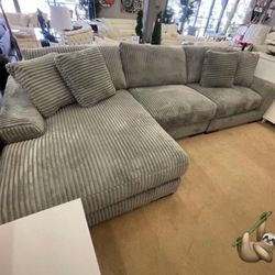 Brand New Sectionals Sofas Couchs 