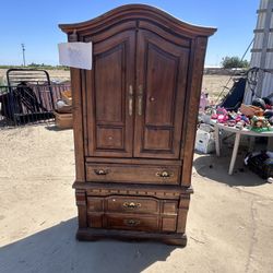 MOVING SALE 