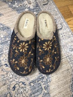 Taos Woolderness 2 Clogs Floral Wool Comfort EU 41-USA 10 Slip Ons