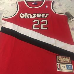 Portland Trailblazers Clyde Drexler Jersey Brand New With Tags 