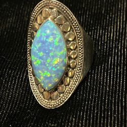 Sterling Silver Ring With Blue Opal Stone Size 10