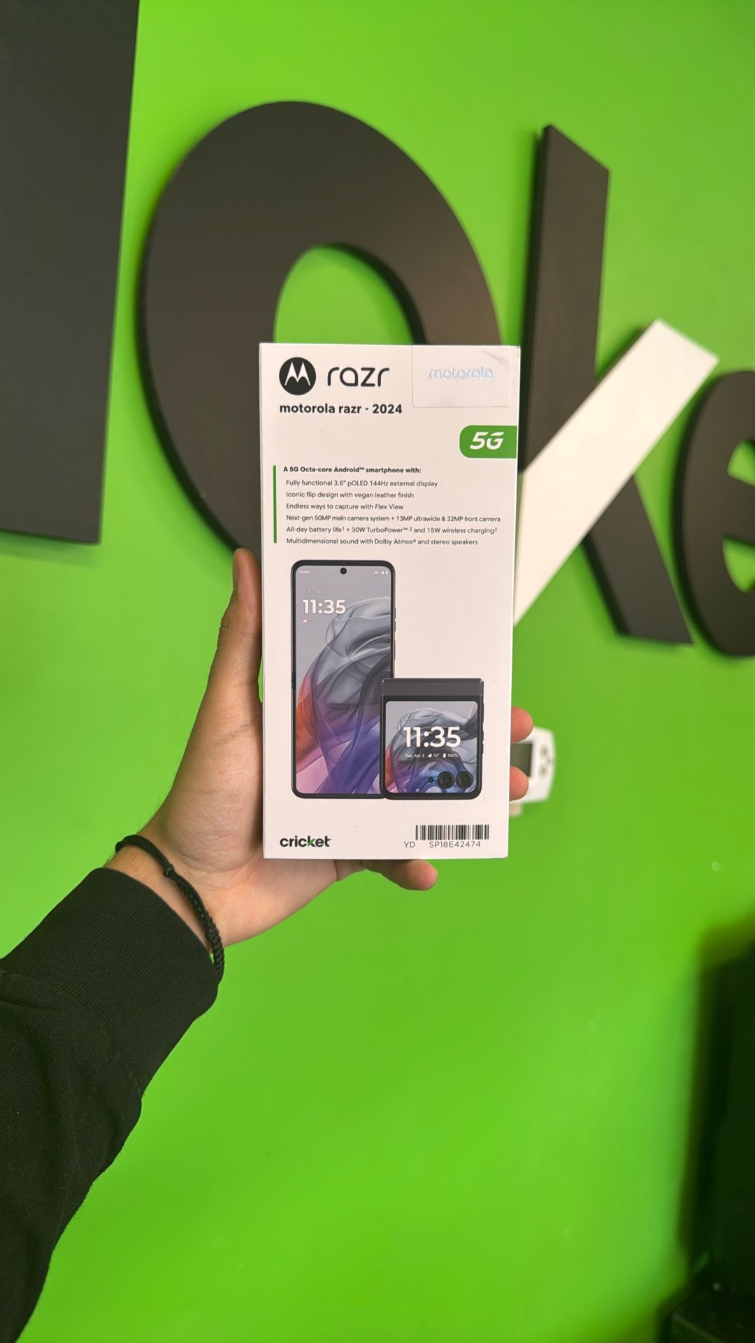 Moto RAZR 2024