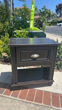 End table