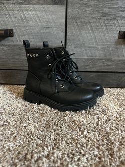 Girls Boots