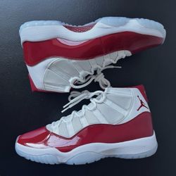 Air Jordan 11 Retro Cherry Size 12