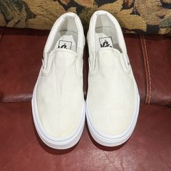 Vans Classic Slip-On Shoes • Unisex • Size 6.5 Men / 8 Women • White Canvas