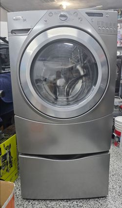 Whirlpool duet Washer with pedestal