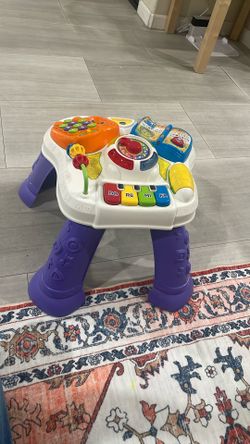 Sit-to-Stand Learn & Discover Table