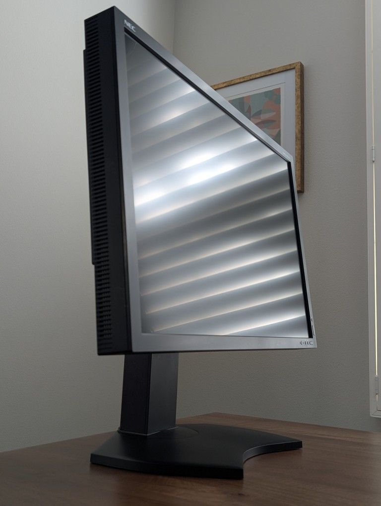 NEC PA302W 30" Professional Wide Gamut 99% Adobe IPS Computer Monitor