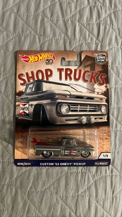 Hot wheels 62 Chevy pick up Shop truck