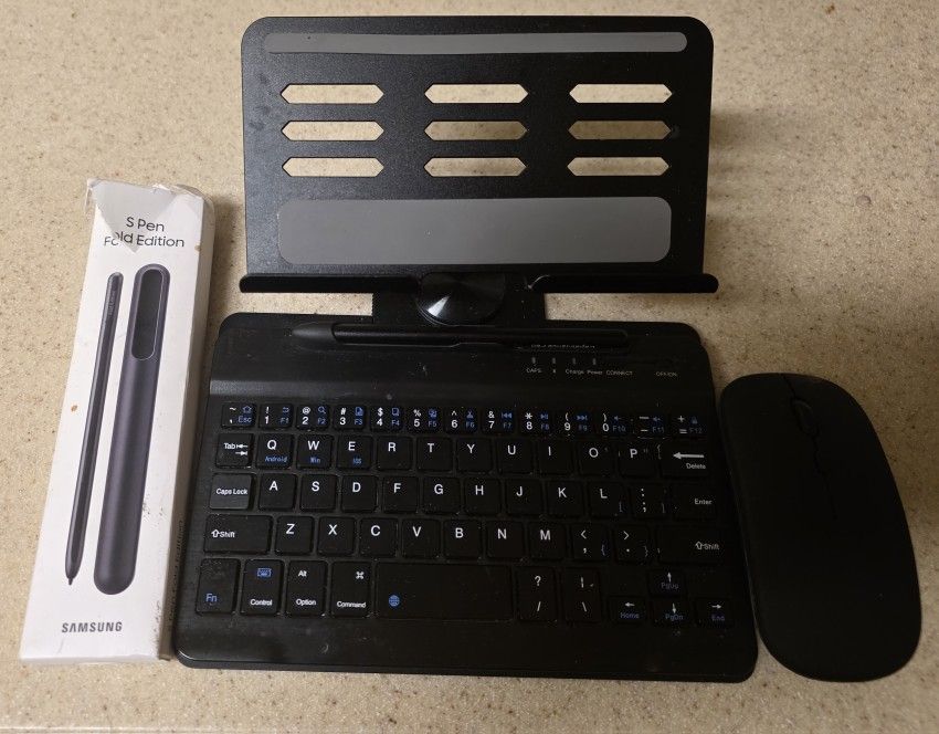 Mobile Desktop Stand w/wireless mouse, keyboard & Samsung S-pen Stylus