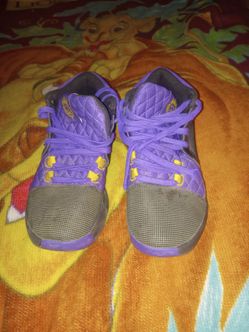 Used LeBron Witness 8 Laker Color Size 9.5