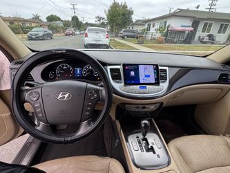 Hyundai genesis 3.8L 2009