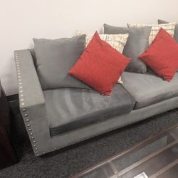 Living Room Set With Tables 