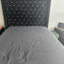 Queen Size Bedroom Set With Nightstands 