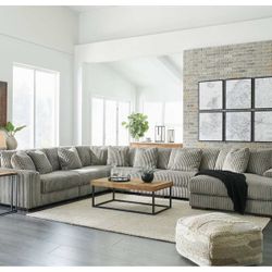 Brand New 6pc Modular Ashley Lindyn Fog Sectional 