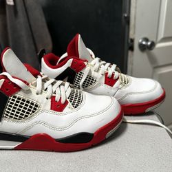1y Jordan 4 Retro 