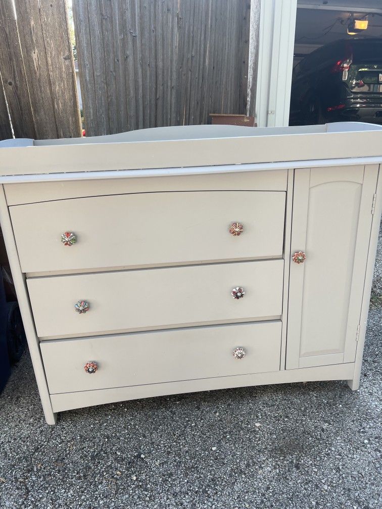 Changing Table