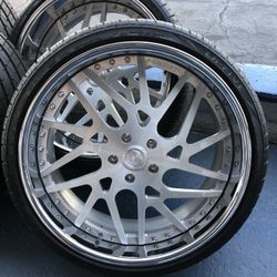 22. INCH FORGIATO WHEELS AND TIRES