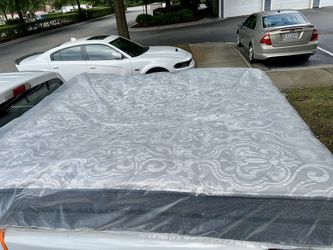 Holiday Mattress Sale - Only $50 Down!!