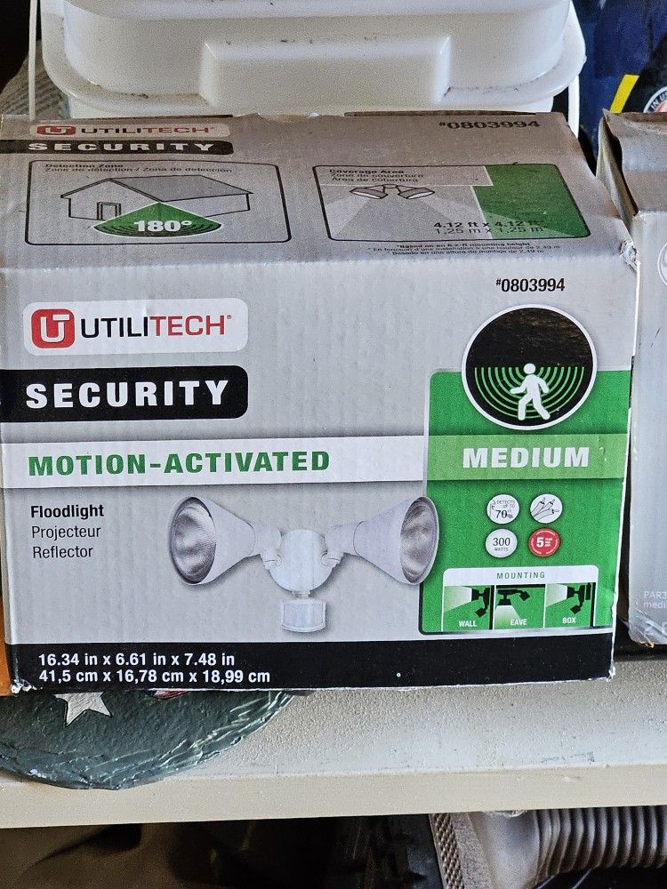 Outdoor Security Lights, Make offer.